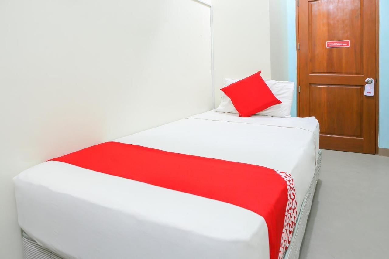 Oyo 442 Ipark Hotel Cebu Exterior photo